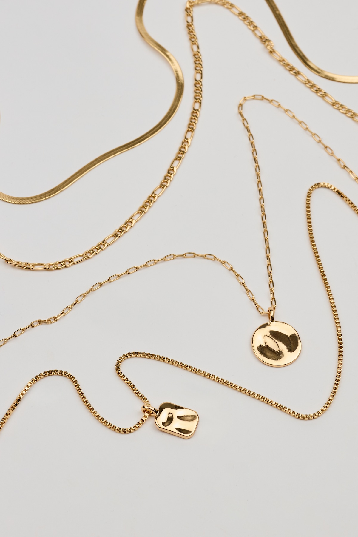 Set of 5 Hammered Charms and Chains Necklaces - Image 2