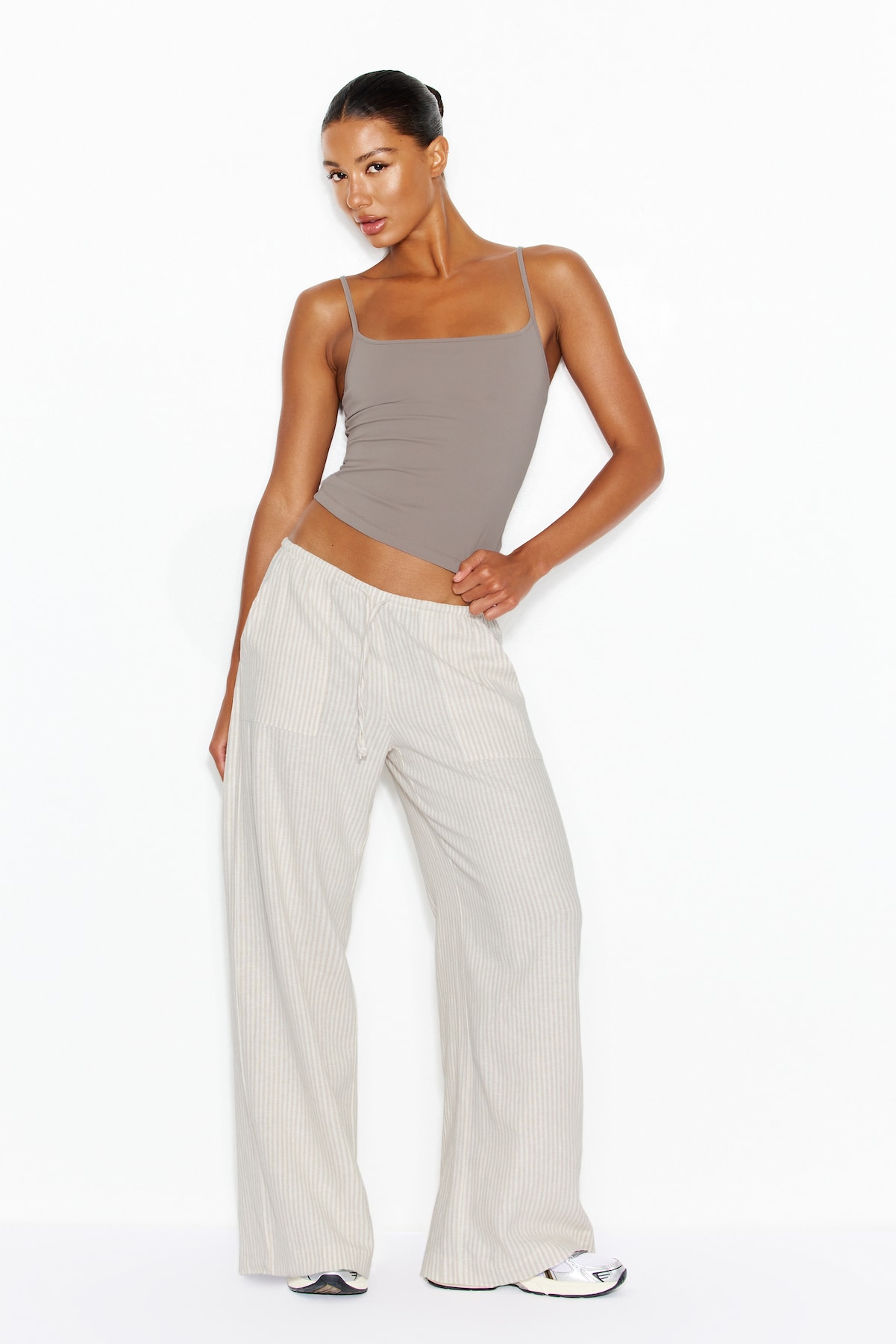 Millie Linen Pull-On Pants
